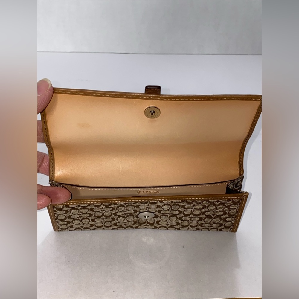 Coach Mini Monogram TAN LONG WALLET W/LEATHER TRIM & BUCKLE VGC - Picture 5 of 14